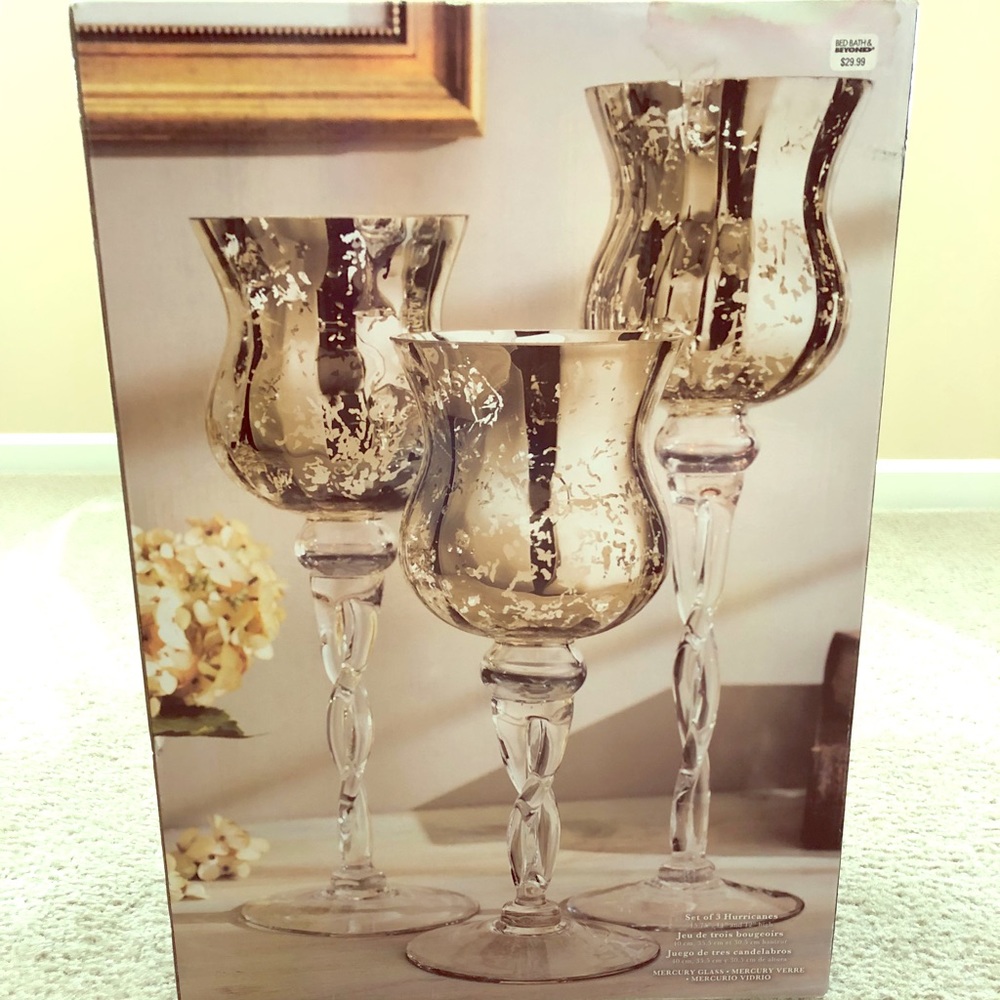 Set of 3 Decorative Hurricanes